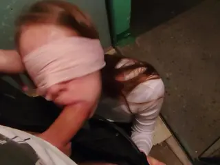 Fucked a schoolgirl in the entrance and finished 2 times (on pussy and face)